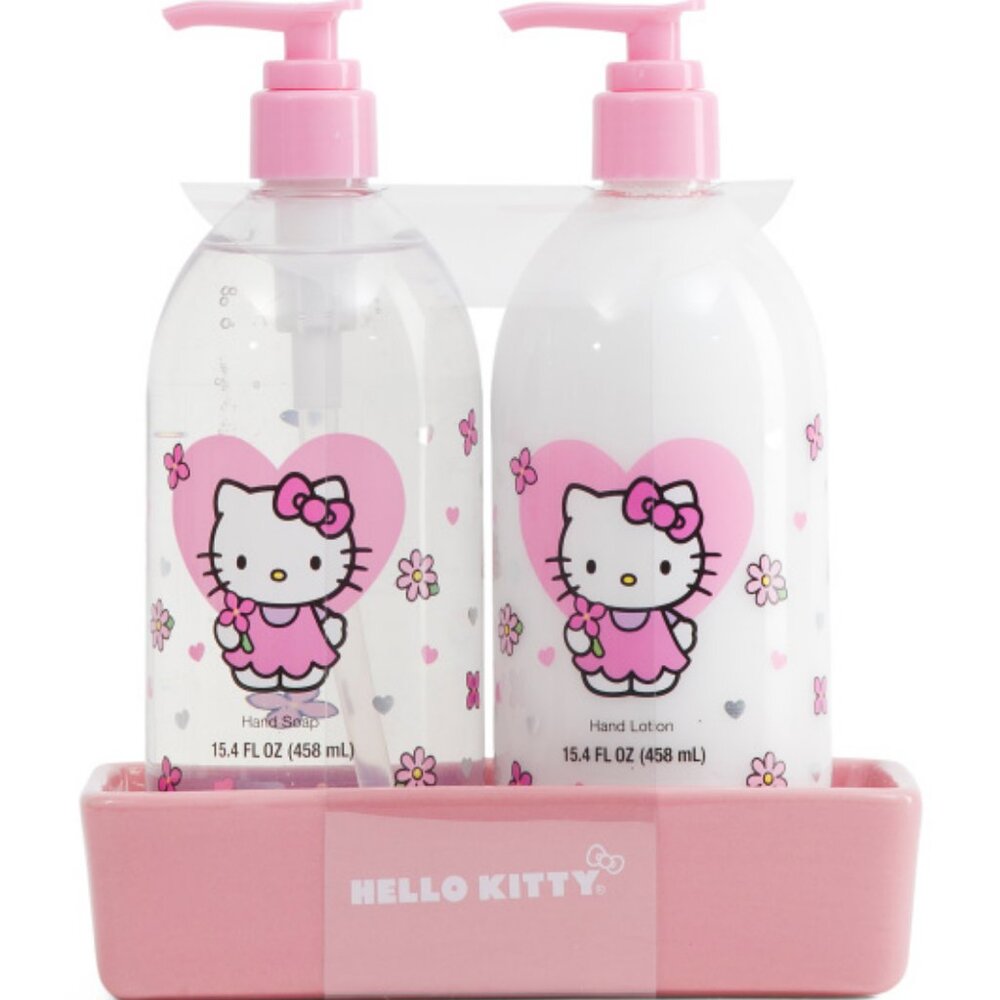 HELLO KITTY 15.4oz Blushing Blossom Soap Set With Ceramic Dish Made By Sanrio